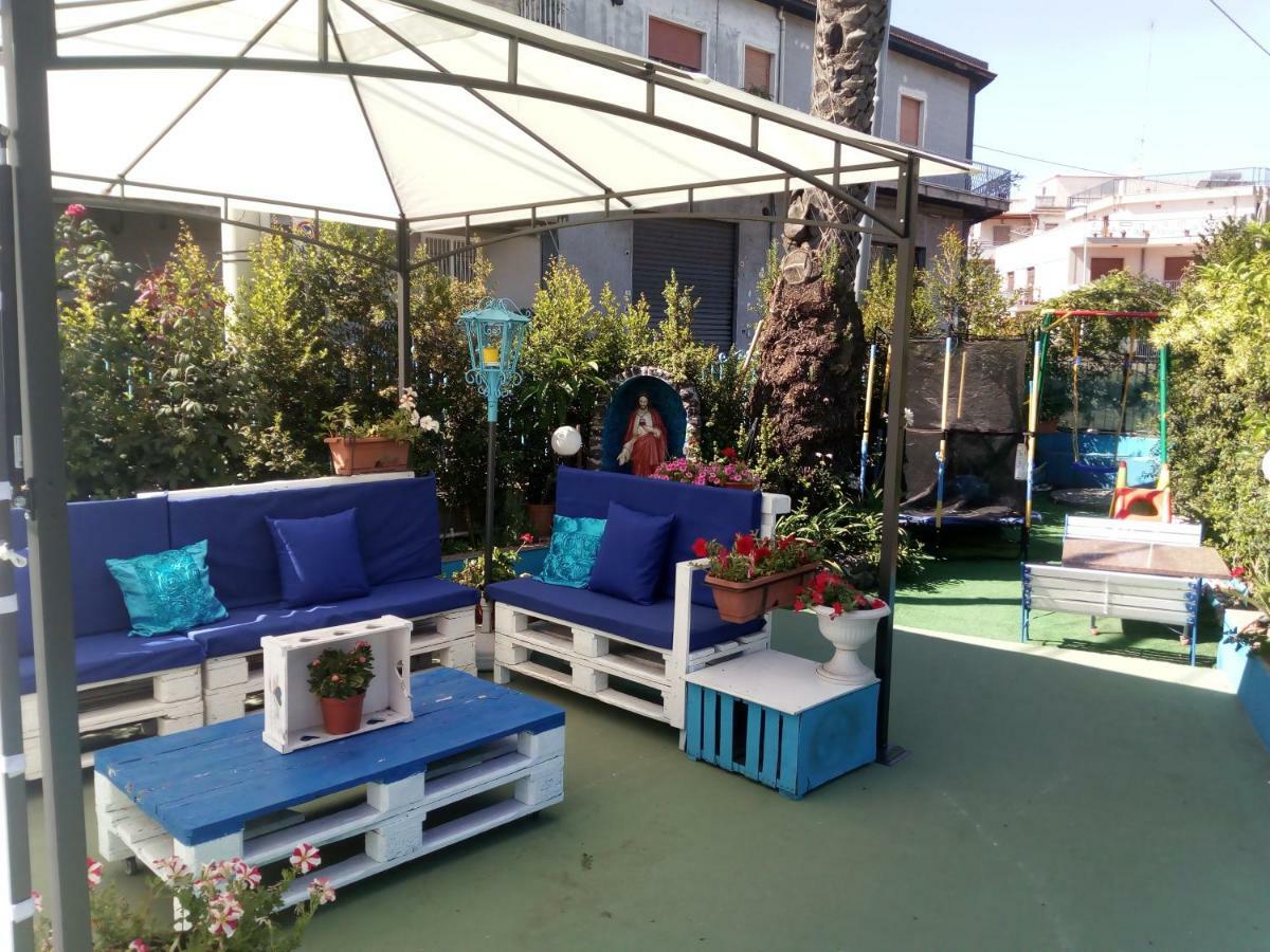Beb I Delfini Di Casa Paola Bed & Breakfast